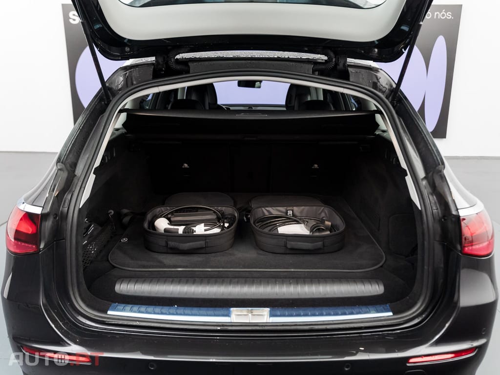 Mercedes-Benz E 300 e Avantgarde