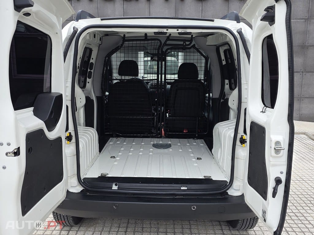 Fiat Fiorino 1.3 M-Jet Adventure SX