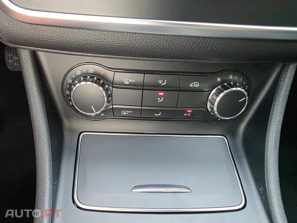 Mercedes-Benz CLA 180 D URBAN