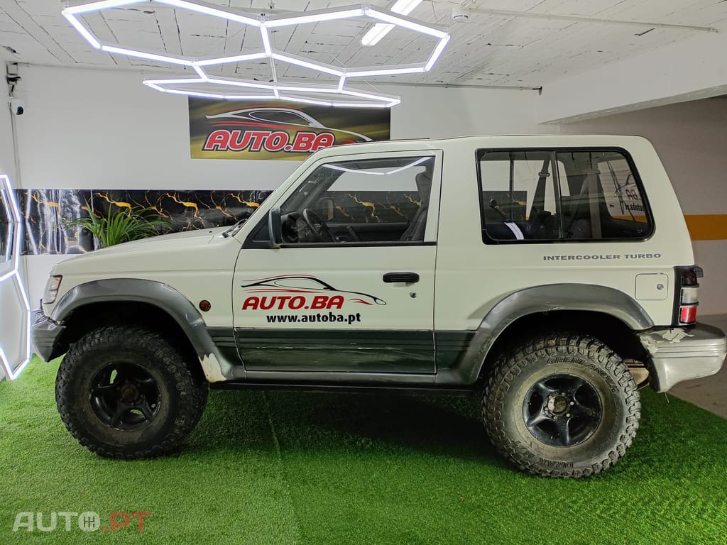 Mitsubishi Pajero 2.5 TDi GLS