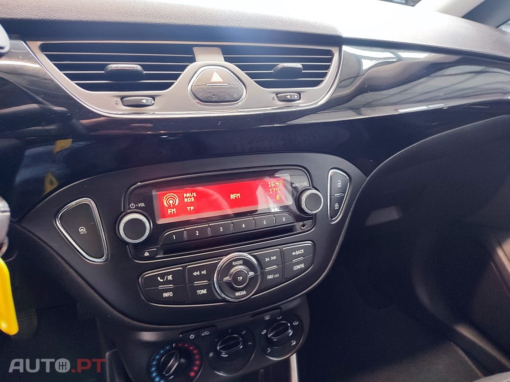 Opel Corsa 1.2 Enjoy