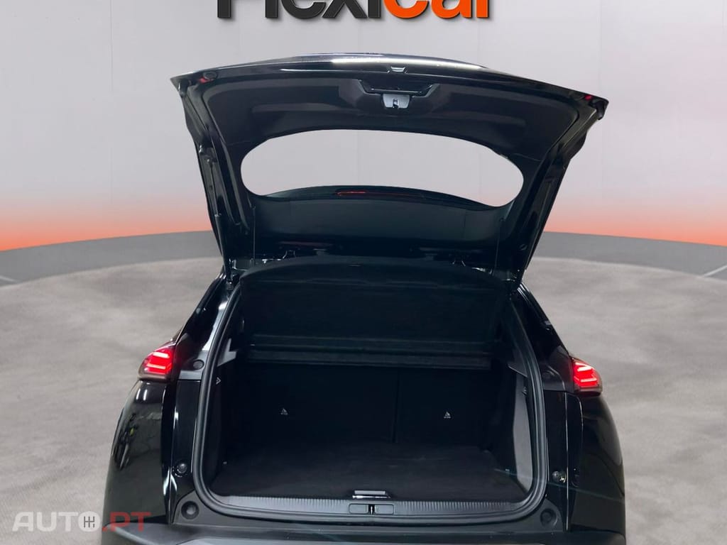 Peugeot 2008 1.2 PureTech Allure