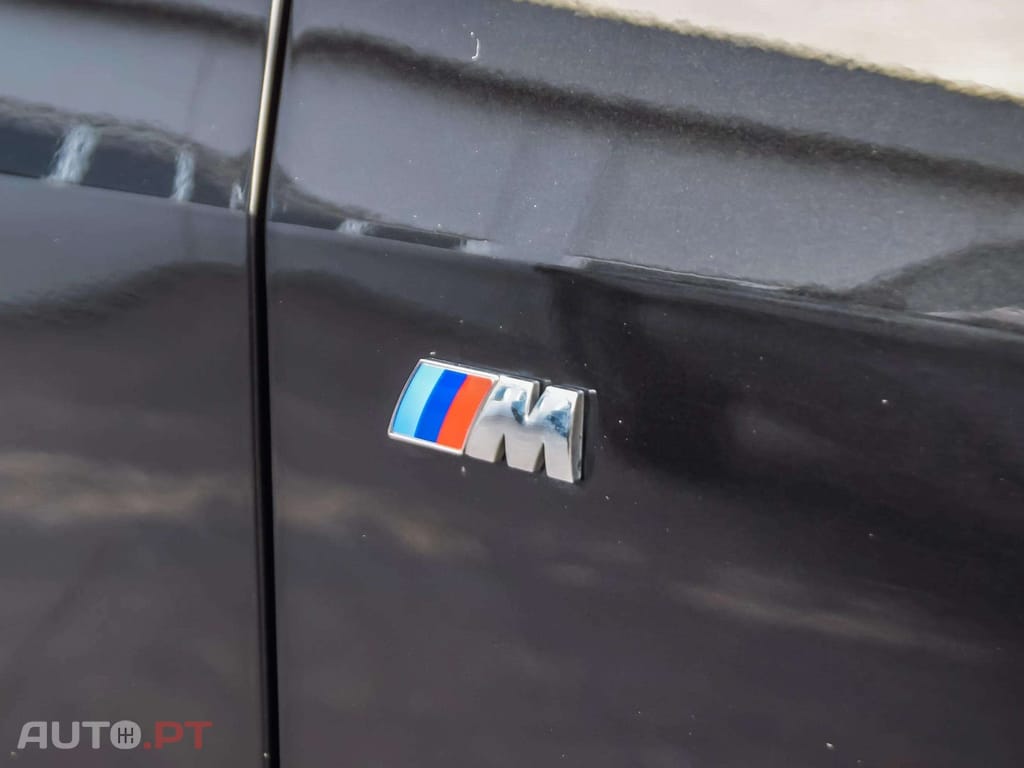 BMW 216 d Pack Desportivo M