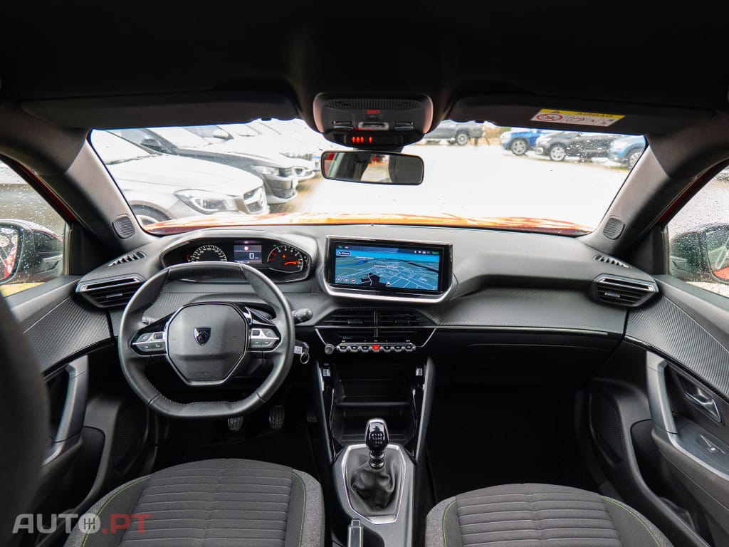 Peugeot 2008 1.2 PureTech Active Pack