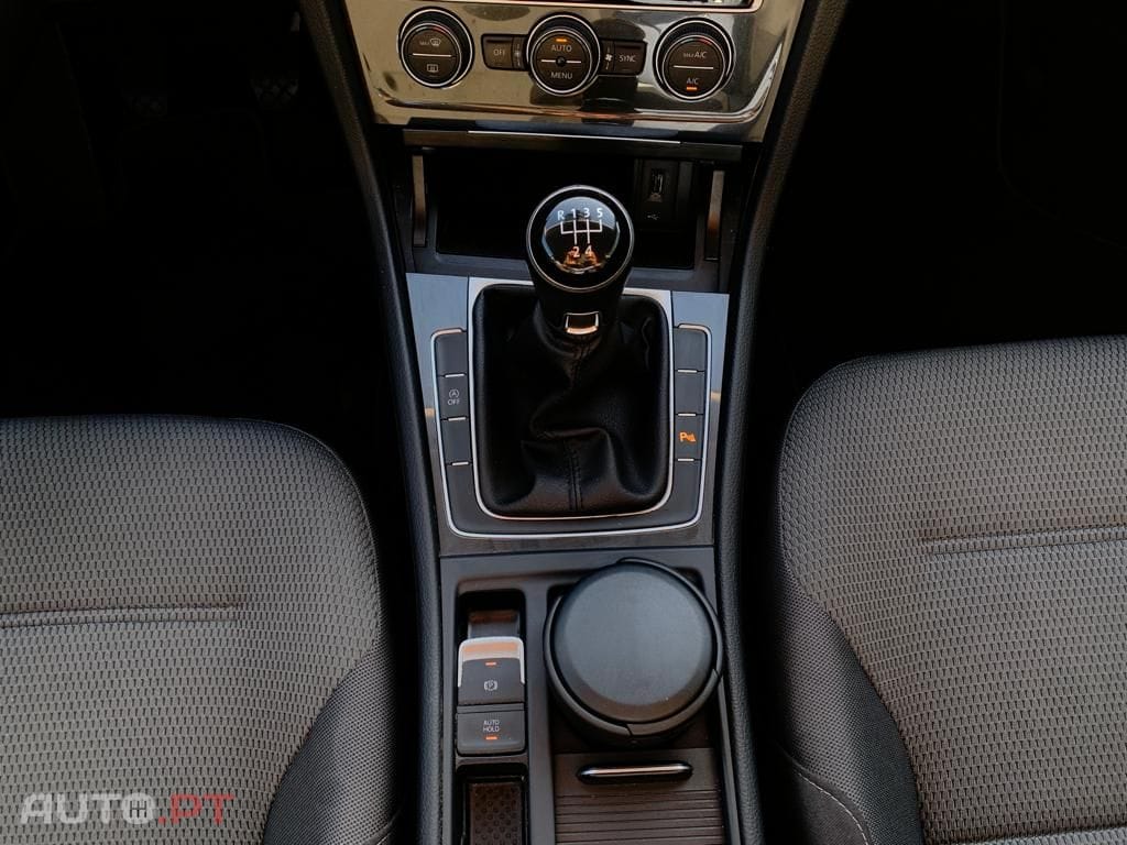Volkswagen Golf 1.6 TDI Highline
