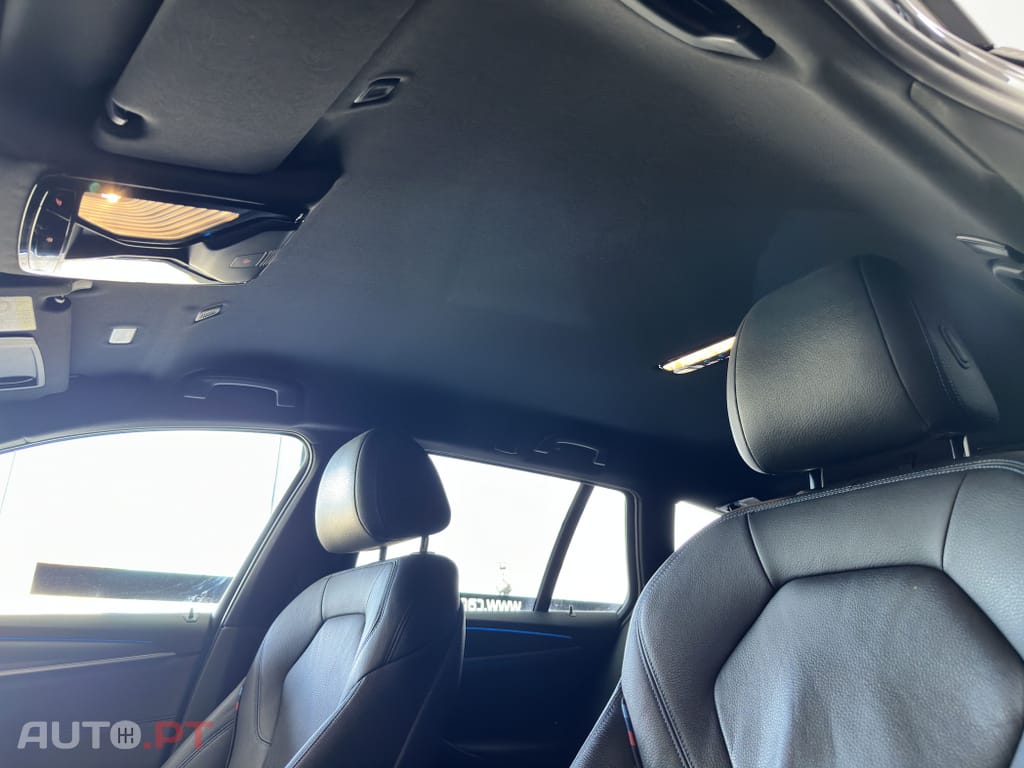 BMW 530 e Pack Desportivo M