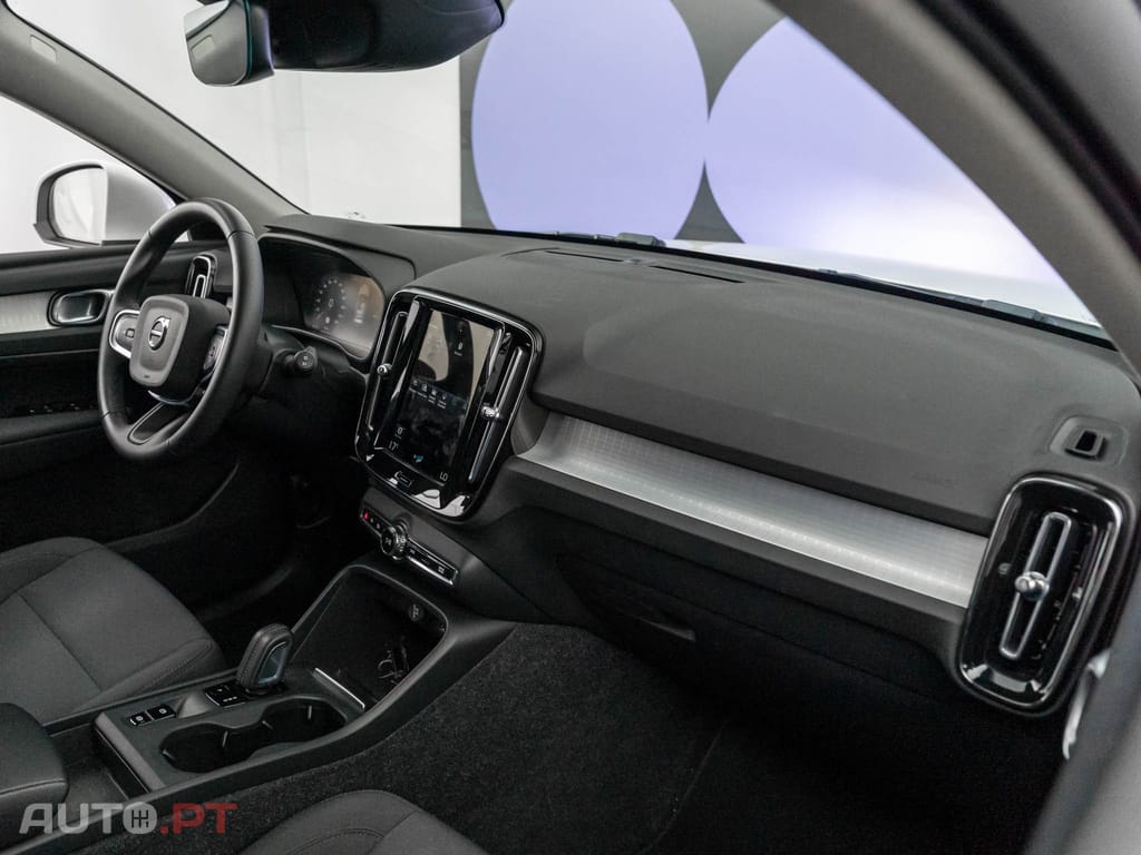 Volvo XC40 1.5 T5 PHEV Inscription Expression