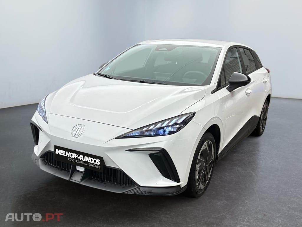 MG MG4 EV Standard 2WD