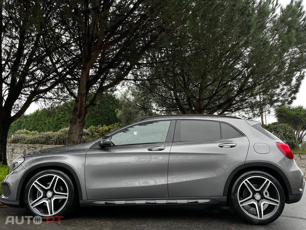 Mercedes-Benz GLA 220 Automático