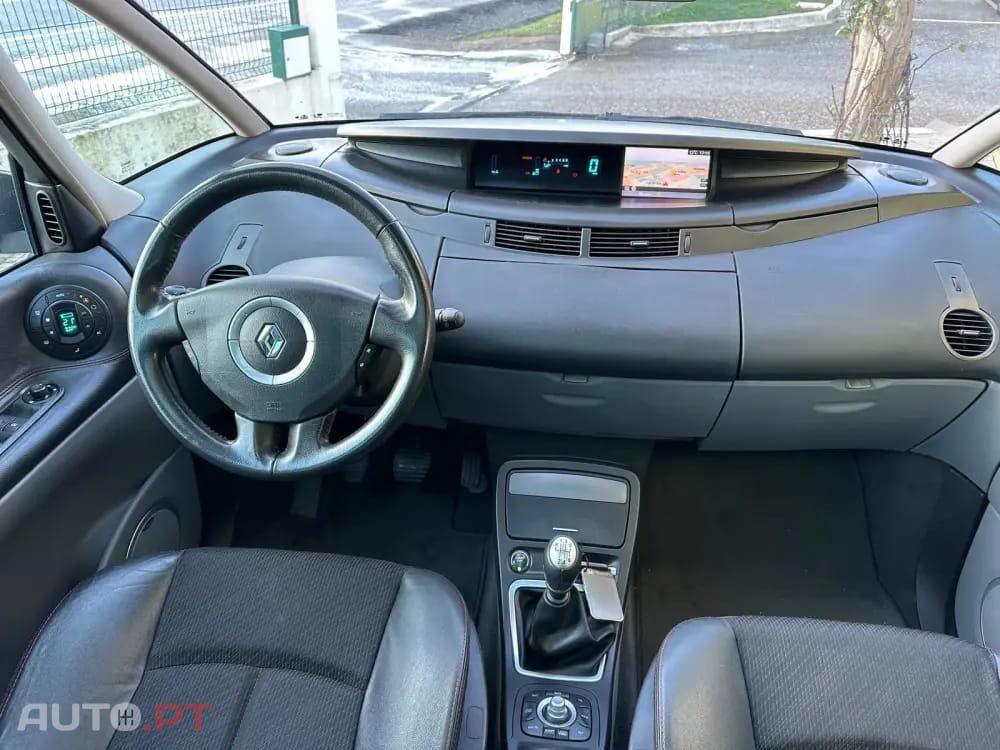 Renault Espace 2.0 dCi Initiale 7L