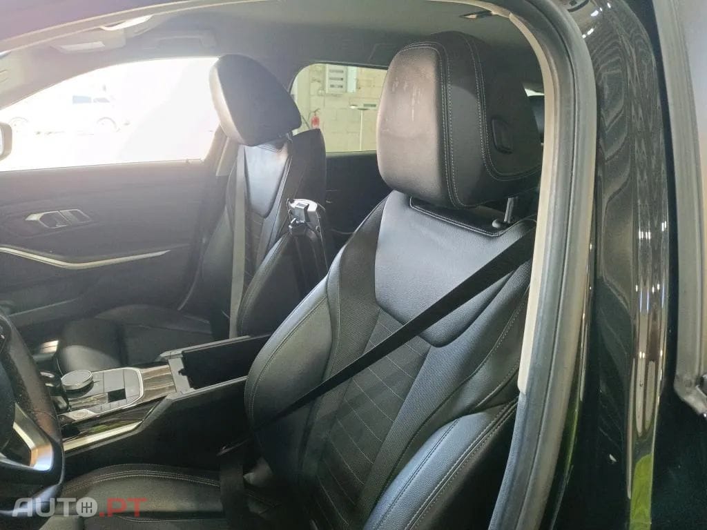 BMW 320 d Touring Auto