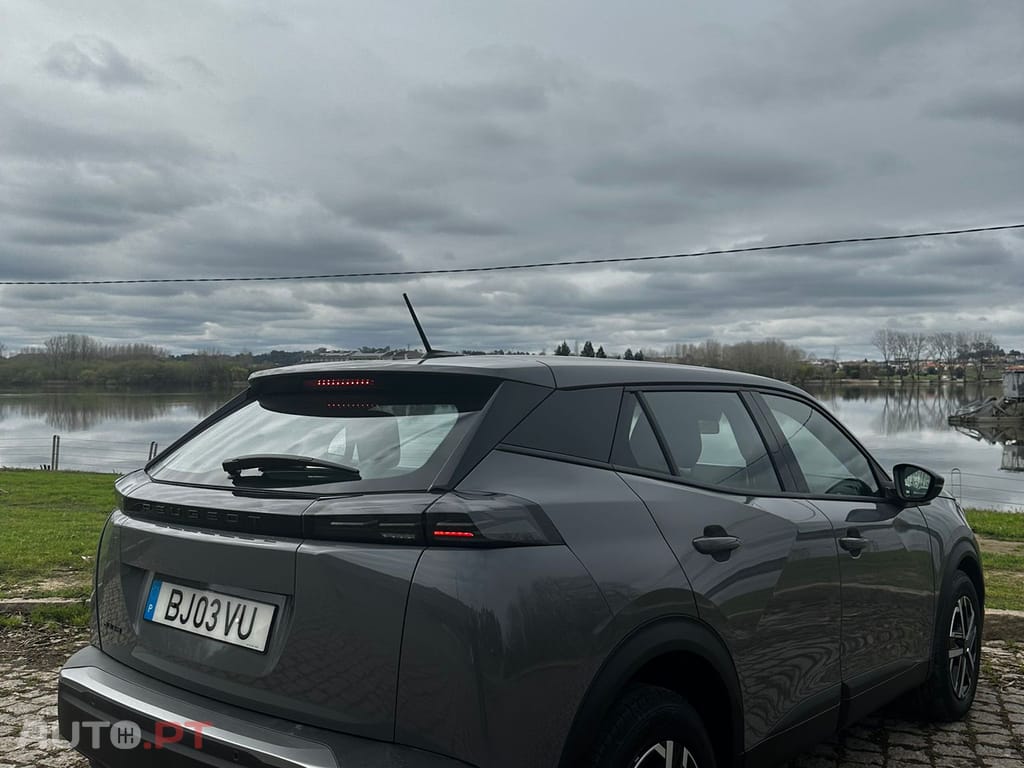 Peugeot 2008 ACTIVE 1.2 PURETECH
