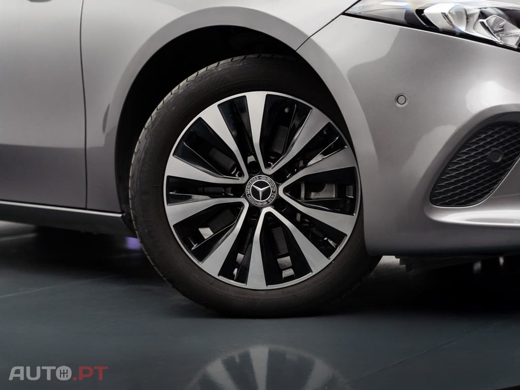 Mercedes-Benz A 250 e Style Plus