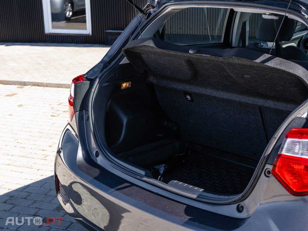 Toyota Yaris 1.0 VVT-i ACtive+AC