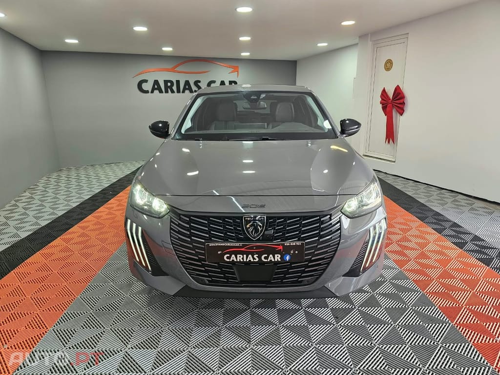 Peugeot e-208 50 kWh Allure — fotografia 3