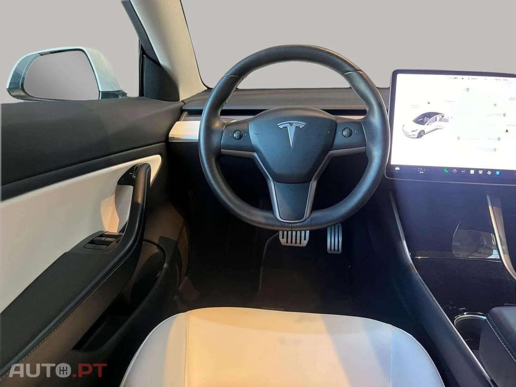 Tesla Model 3 PERFORMACE DUAL MOTOR