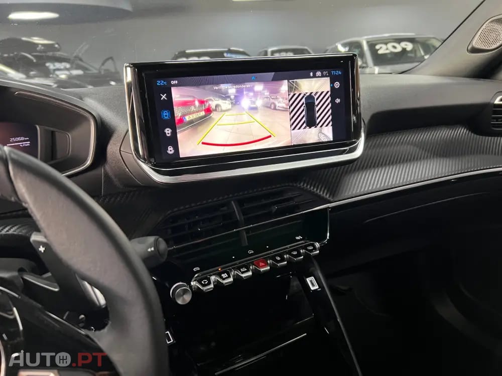 Peugeot 2008 1.2 Hybrid Allure e-DCS6