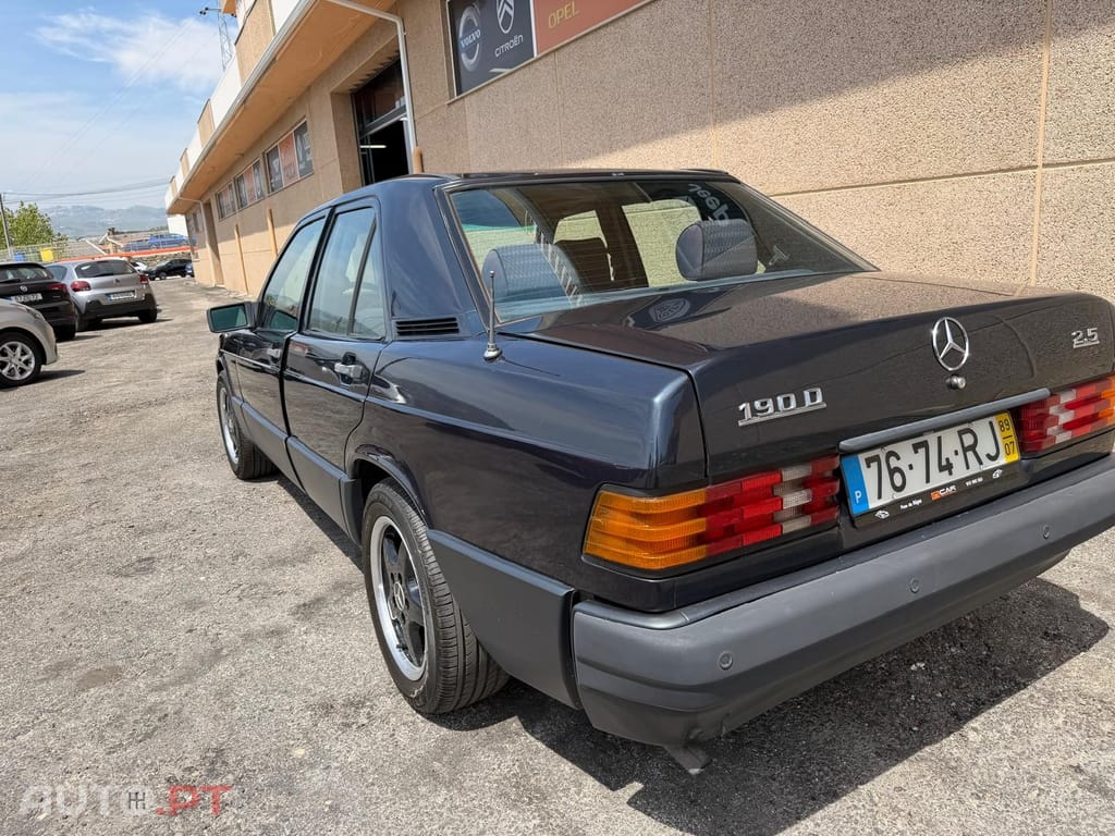 Mercedes-Benz 190 2.5
