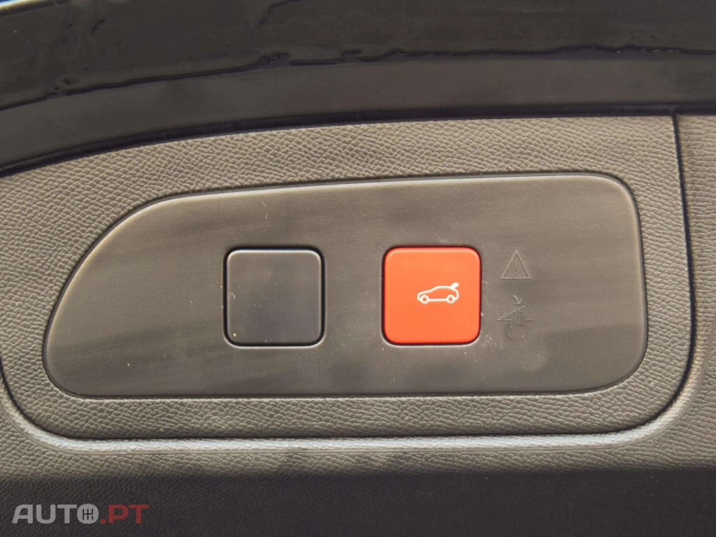 DS DS7 E-Tense Performance Line+