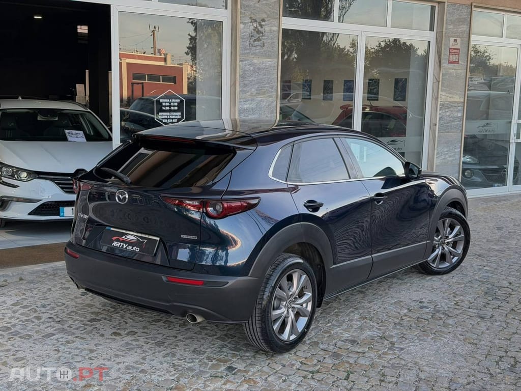 Mazda CX-30 2.0 e-Skyactiv-G Exclusive-line