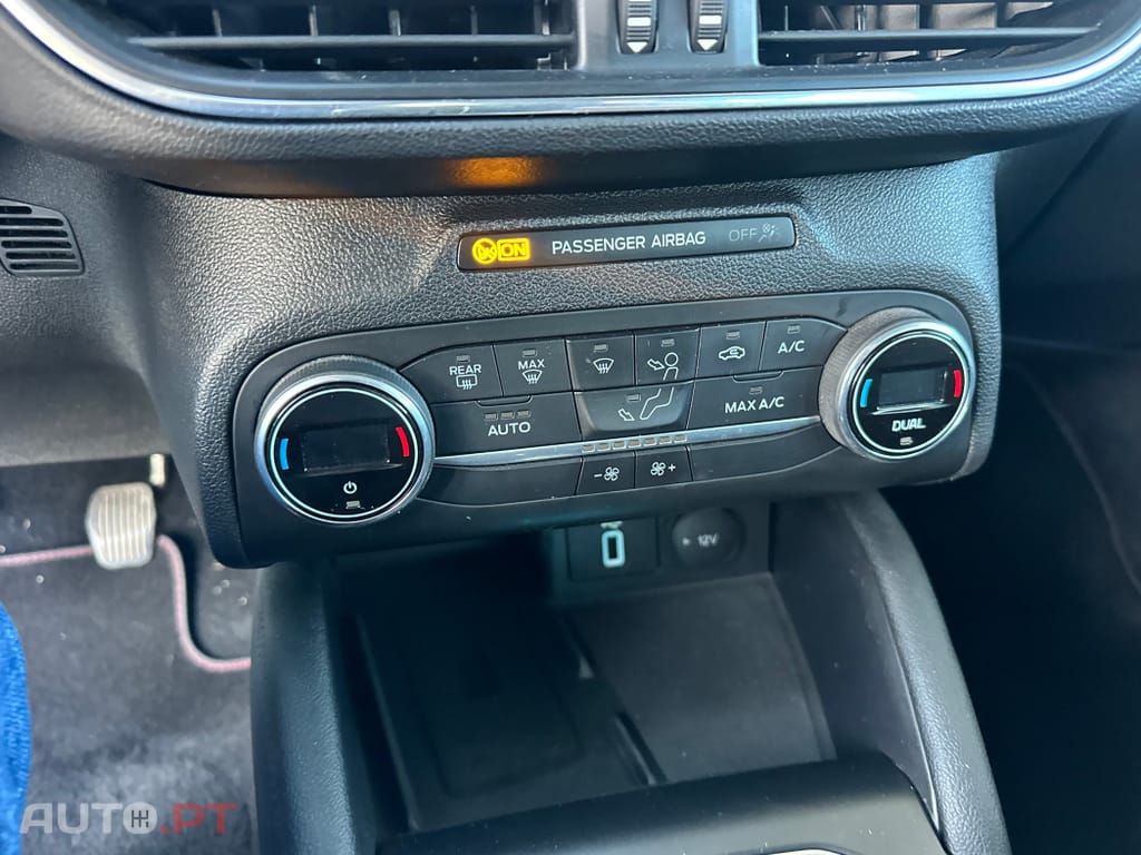 Ford Focus SW 1.5 TDCi EcoBlue Titanium