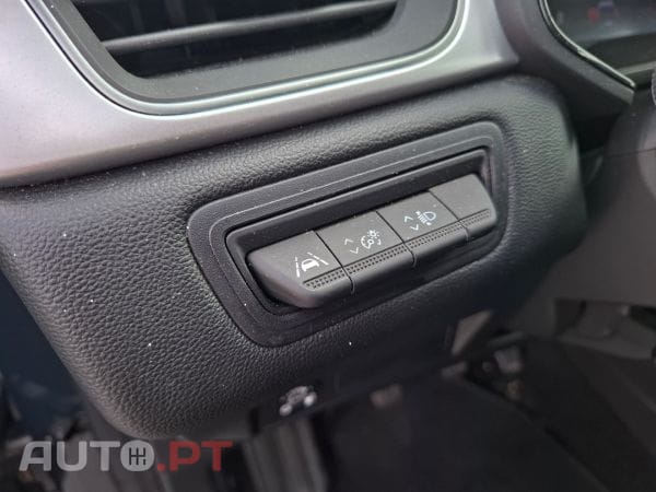 Renault Captur 1.0 TCe 100 Bi-Fuel techno