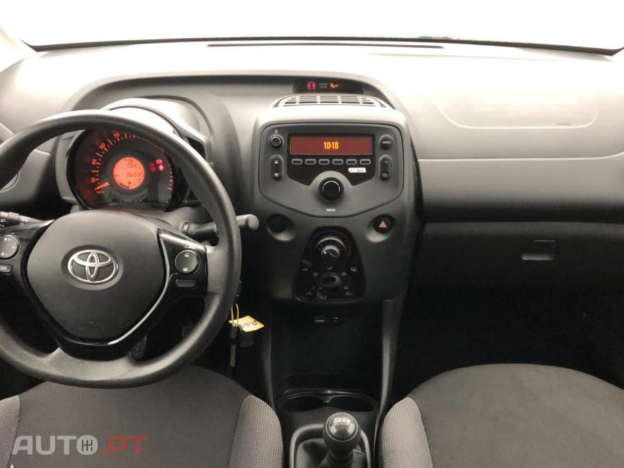 Toyota Aygo 1.0 VVT-i x-pro
