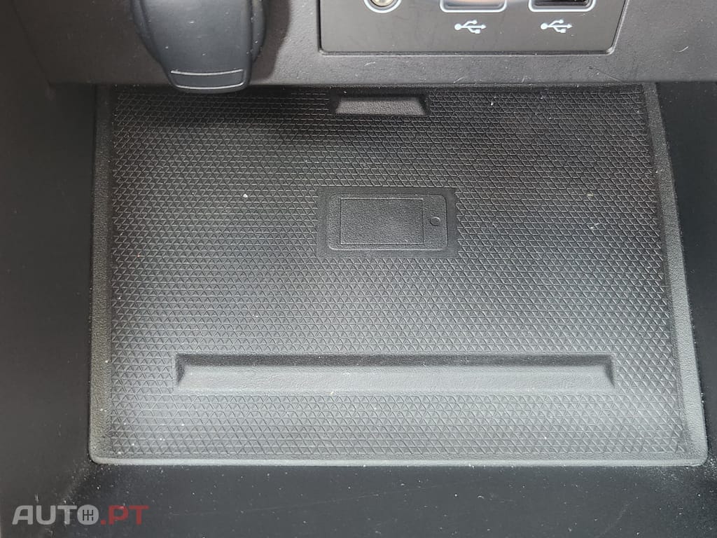 Renault Clio 1.6 E-Tech Intens