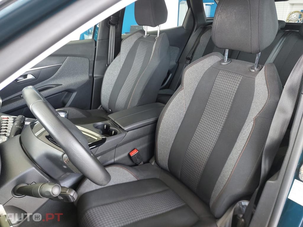 Peugeot 3008 1.5 BlueHDi Active Pack