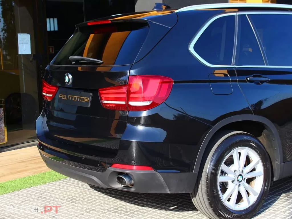 BMW X5 25 d sDrive Comfort 7L