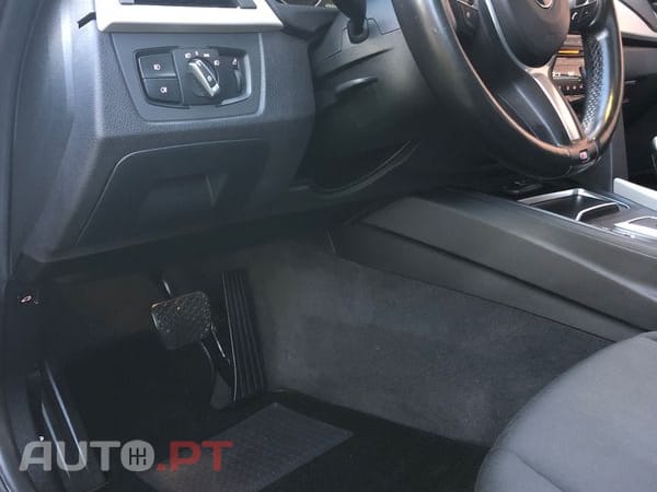 BMW 320 d Sport-Aut. Efficient Dynamics Edition Sport Line