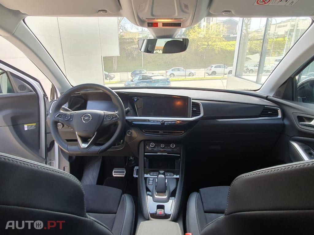 Opel Grandland (X) 1.6 T PHEV GSe