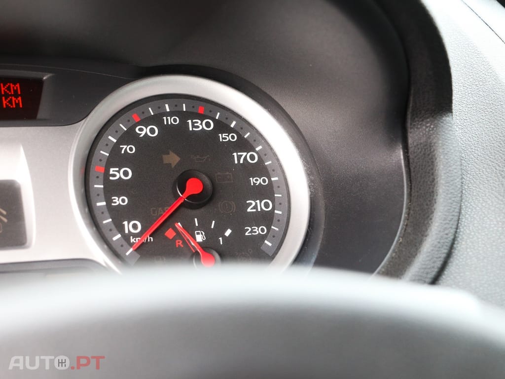 Renault Clio 1.2 16V Confort