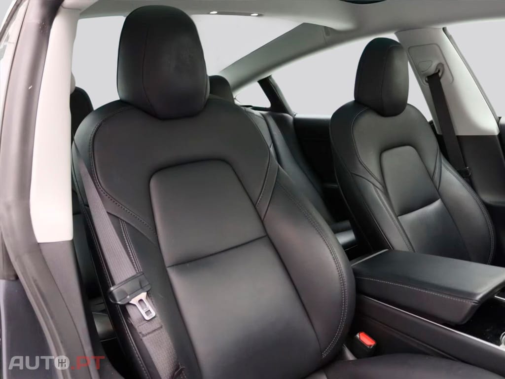 Tesla Model 3 I.V.A DEDUTIVEL Standard RWD Plus