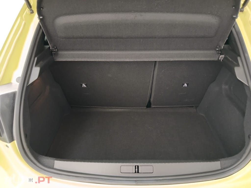 Peugeot E-208 50 kWh Style