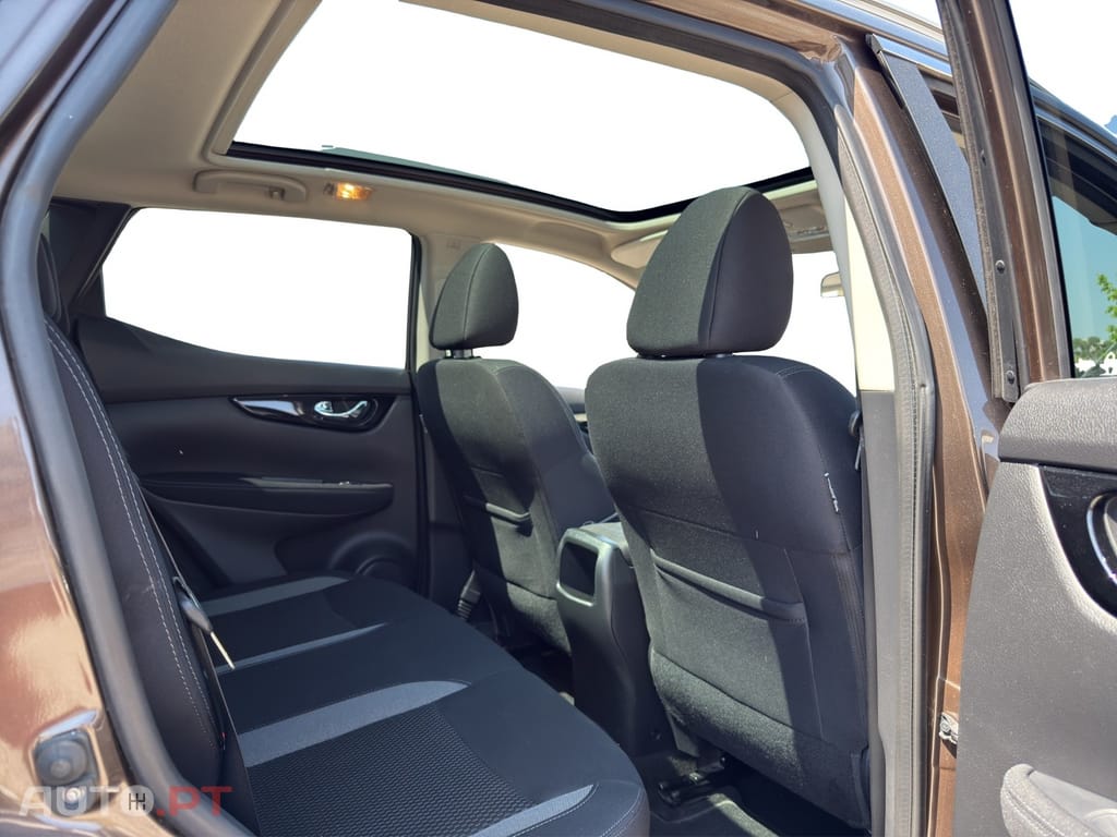 Nissan Qashqai 1.5 dCi N-Connecta