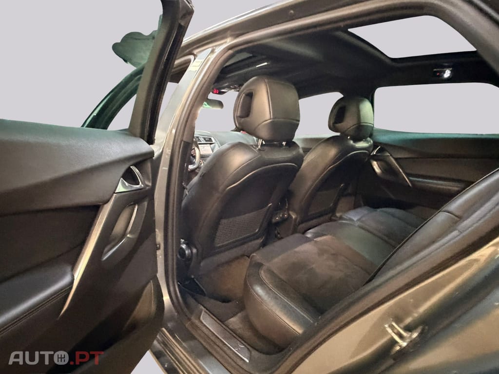 Citroen DS5 2.0 HDi Hybrid4 Business