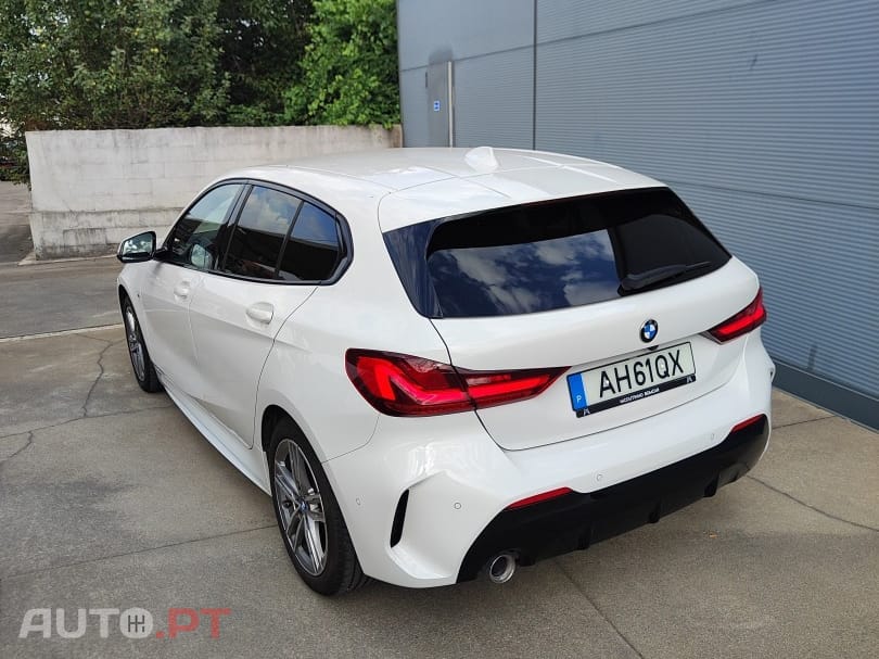 BMW 116 d Pack Desportivo M Auto