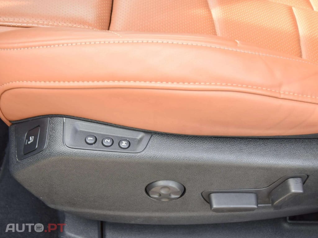 DS DS7 Crossback E- Tense 4x4 Opera