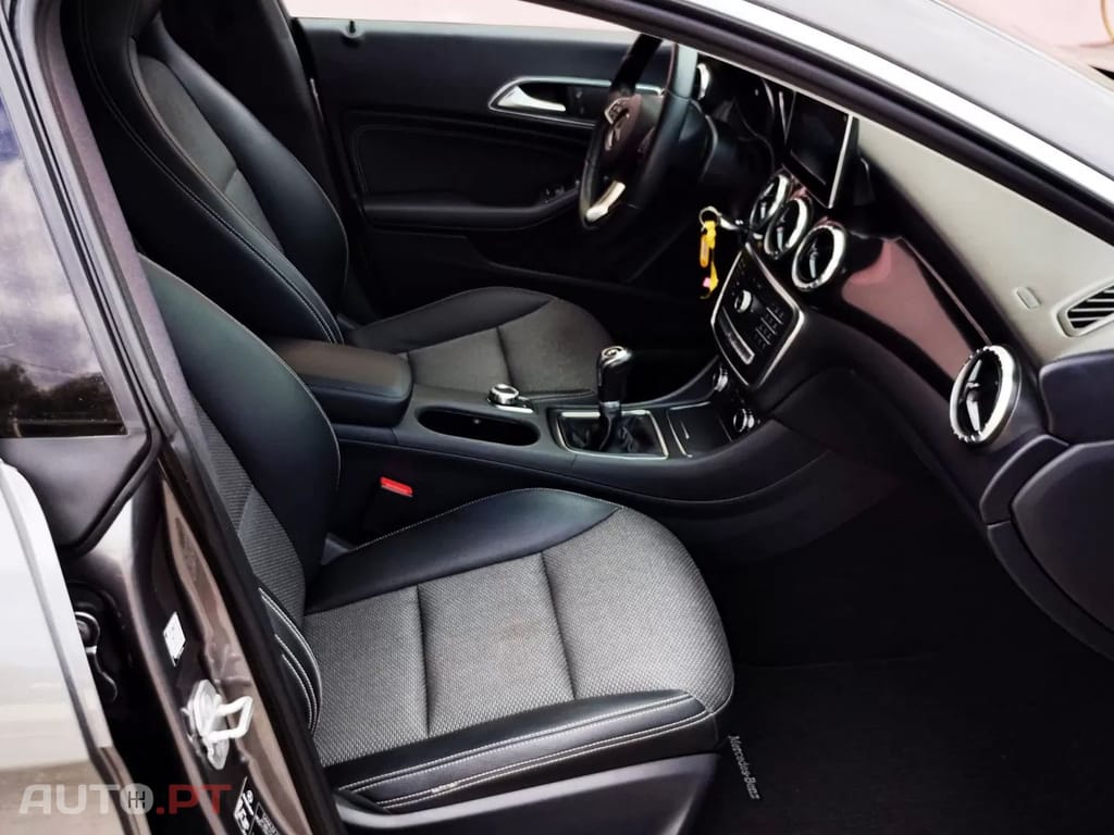 Mercedes-Benz CLA 180 d Shooting Brake