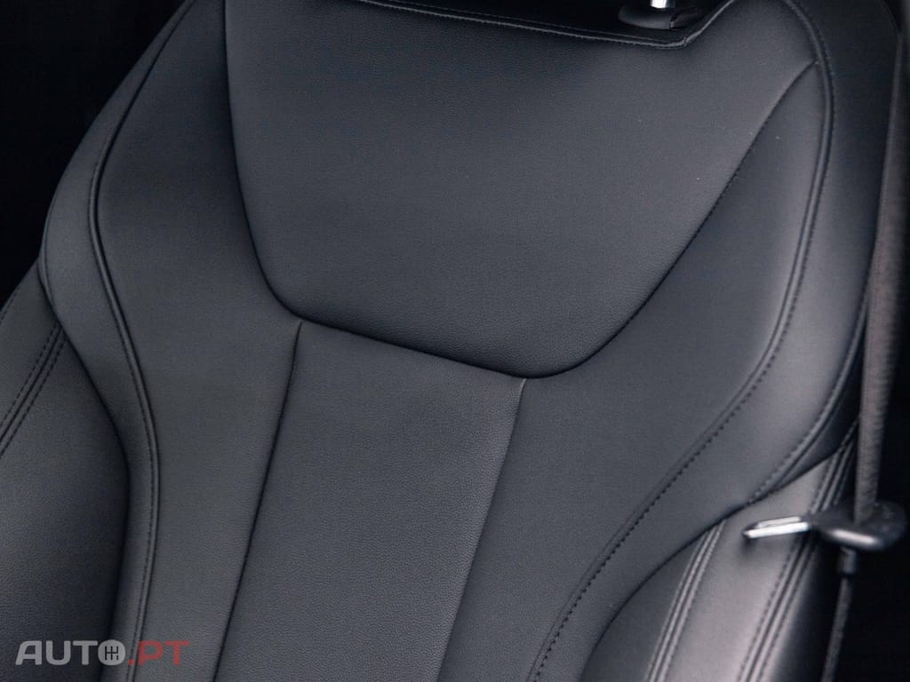 BMW 330 e Touring Line Sport Auto