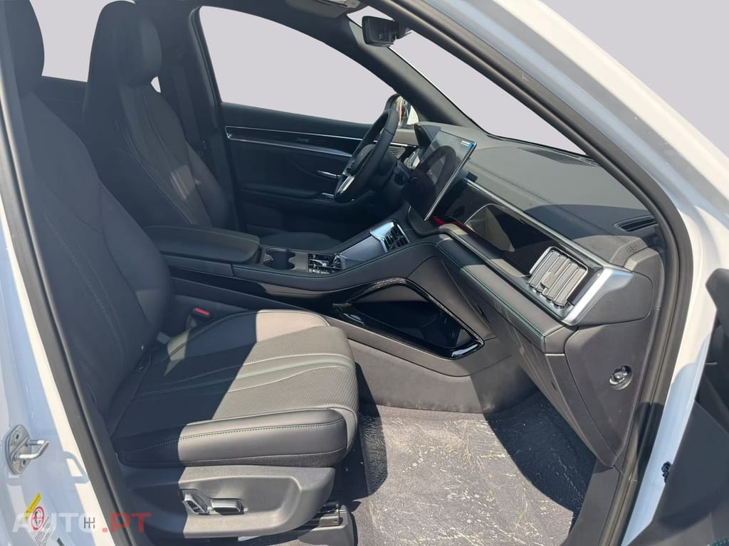 BYD Seal U DM-i PHEV I.V.A DEDUTIVEL
