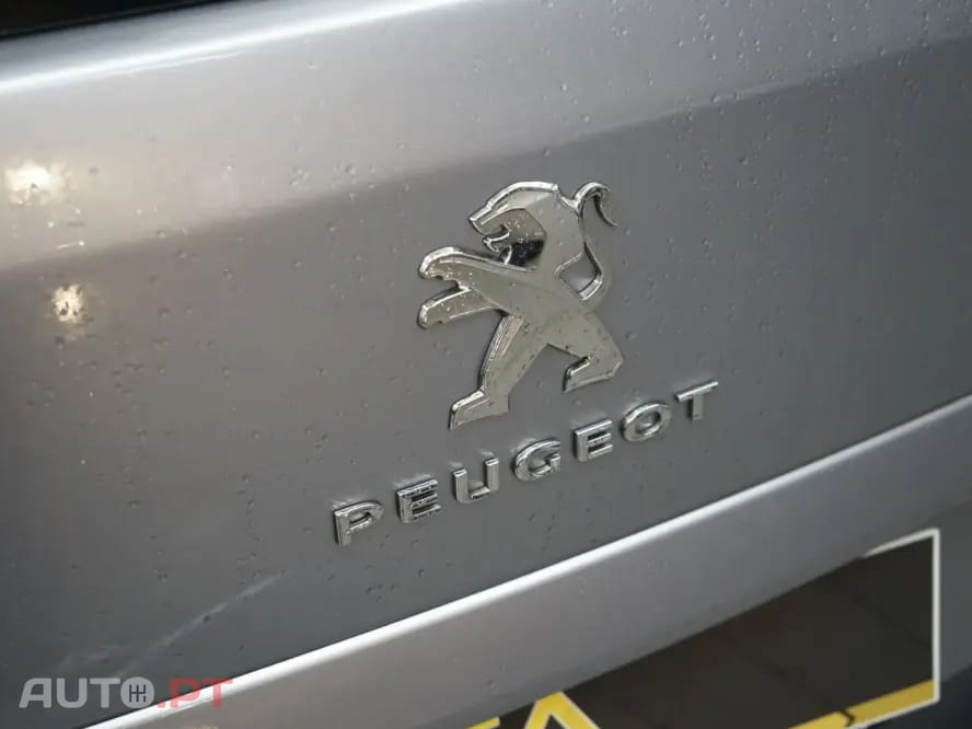 Peugeot Rifter 1.2 PureTech Allure