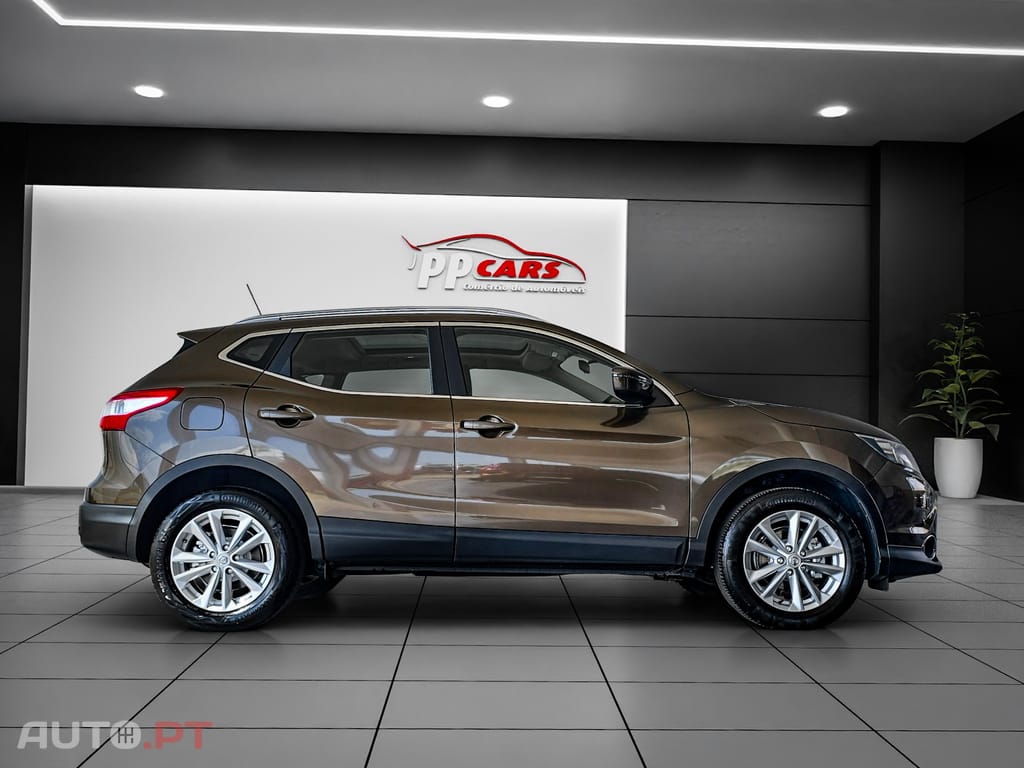 Nissan Qashqai 1.5 dCi N-Connecta