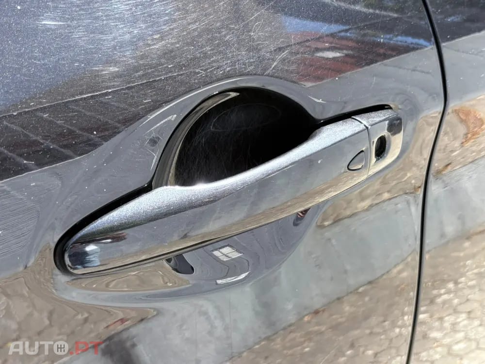 Nissan Qashqai 1.5 dCi Tekna Premium 17 Alcantara