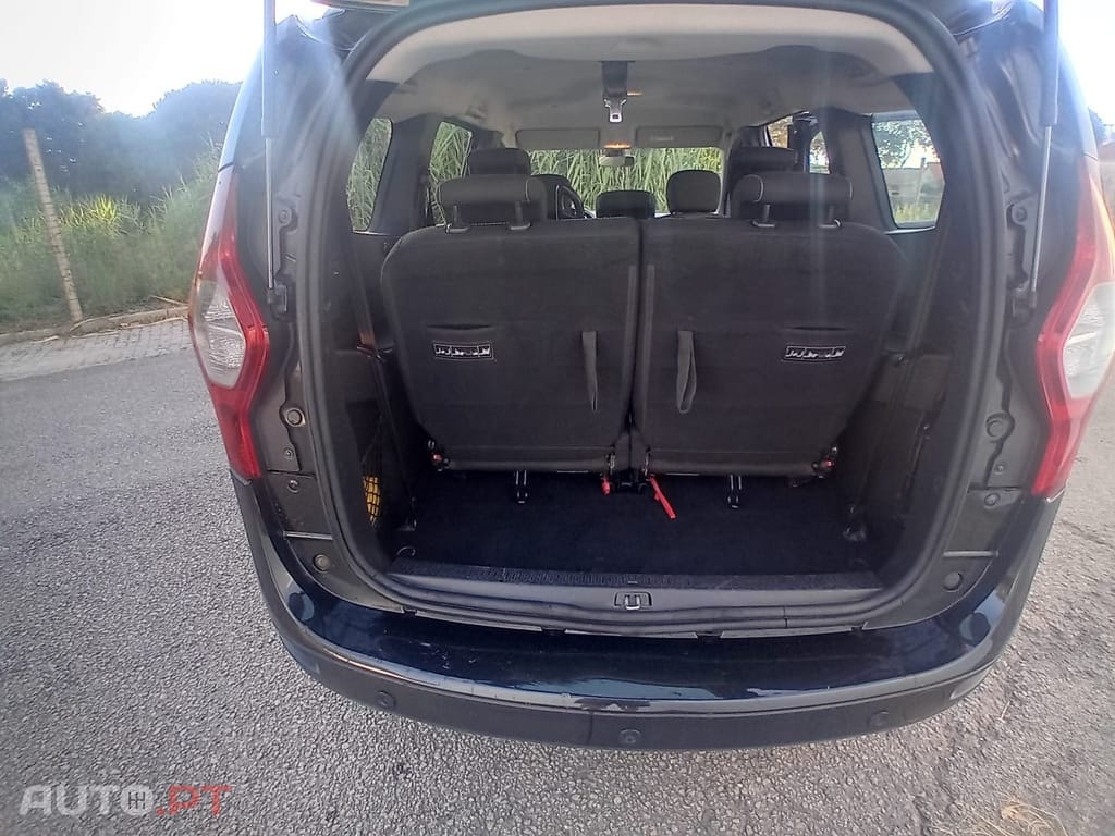 Dacia Lodgy 1.5 Blue dCi SL Go 7L