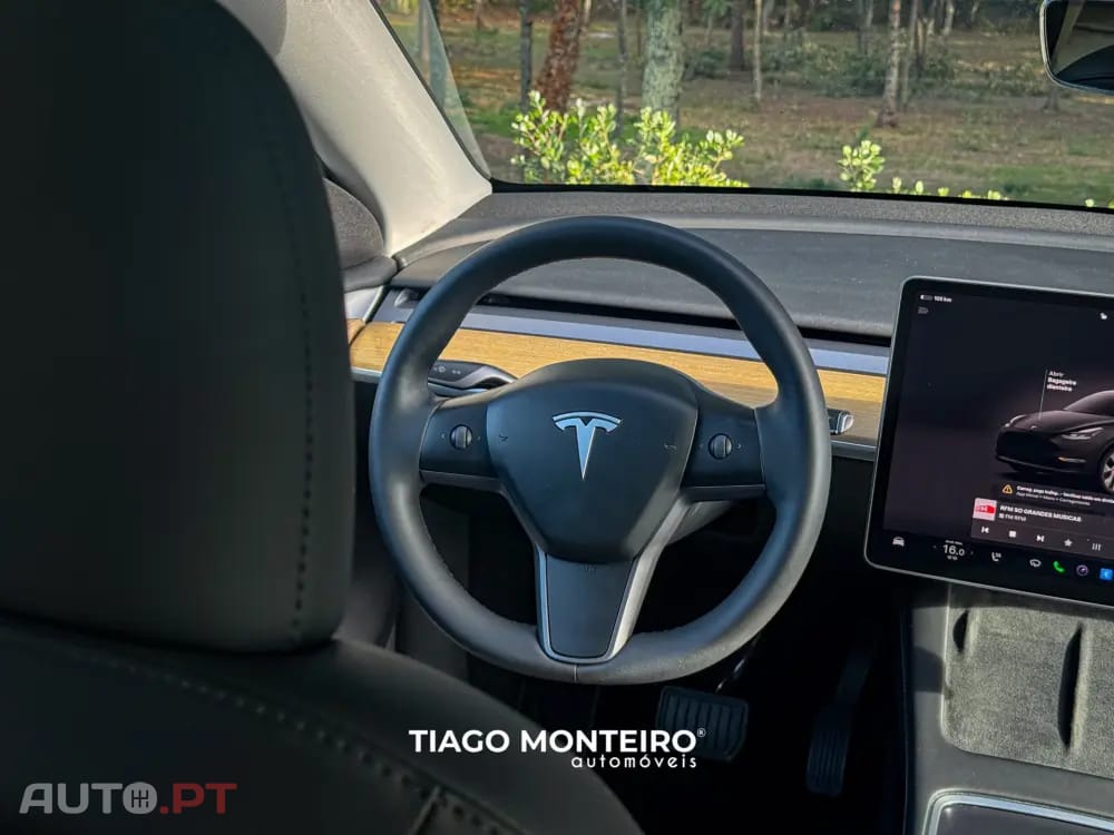 Tesla Model Y Tração Traseira