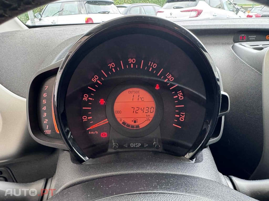 Toyota Aygo 1.0 X-Play Plus