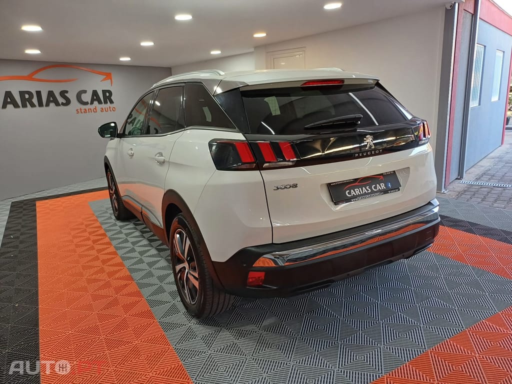 Peugeot 3008 1.6 BlueHDi Allure EAT6