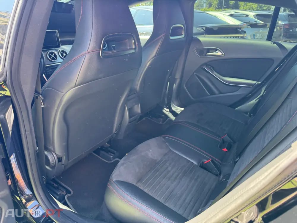 Mercedes-Benz CLA 180 d AMG Line